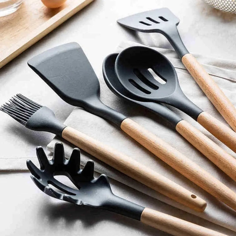 Kit 12 peças de utensílios para cozinha em silicone e cabo de madeira